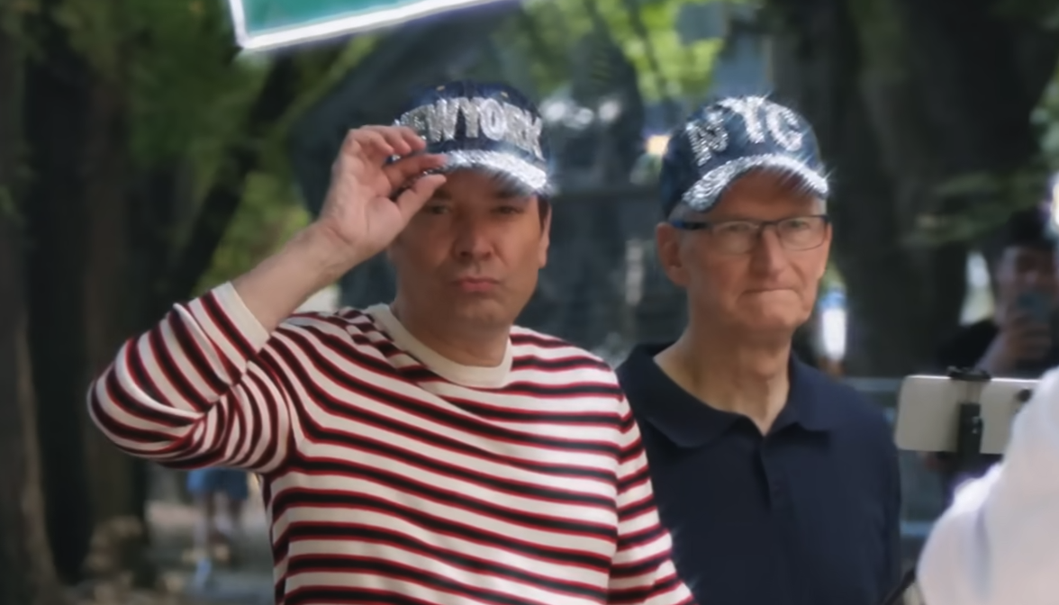 库克做客脱口秀推销苹果AI功能:长长的邮件点一下就精简了