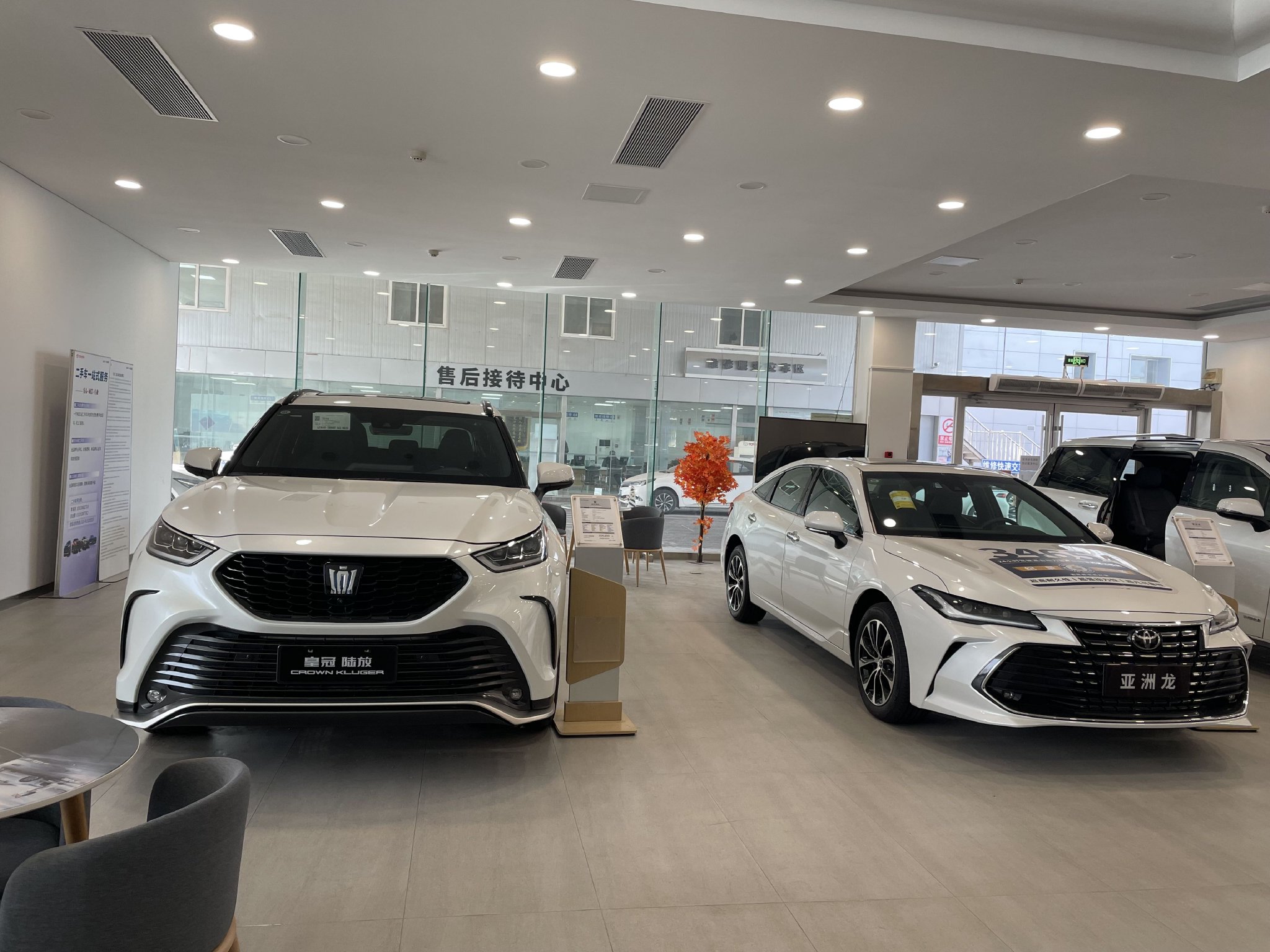 实探车市“金九银十”:车企忙推新车,销售加班到半夜,经销商有望摆脱亏损?