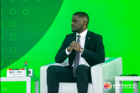 巴巴多斯驻华大使哈伦·亨利:巴巴多斯与中国合作成果显著,未来机遇在可再生能源