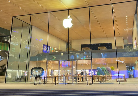 iPhone 16全系降价,至高优惠1600元!发售仅一个月,曾被曝存在随机重启问题