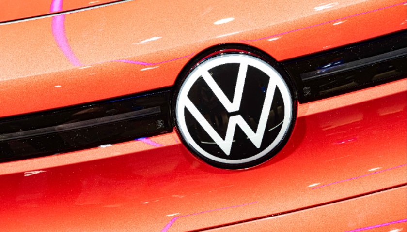 大众增加对美国新势力的投资,燃油车巨头花钱买电动化技术