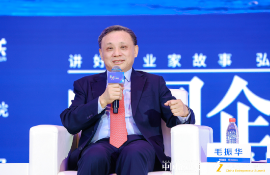 毛振华:中国企业把便宜商品卖给发达国家,是对他们的恩惠