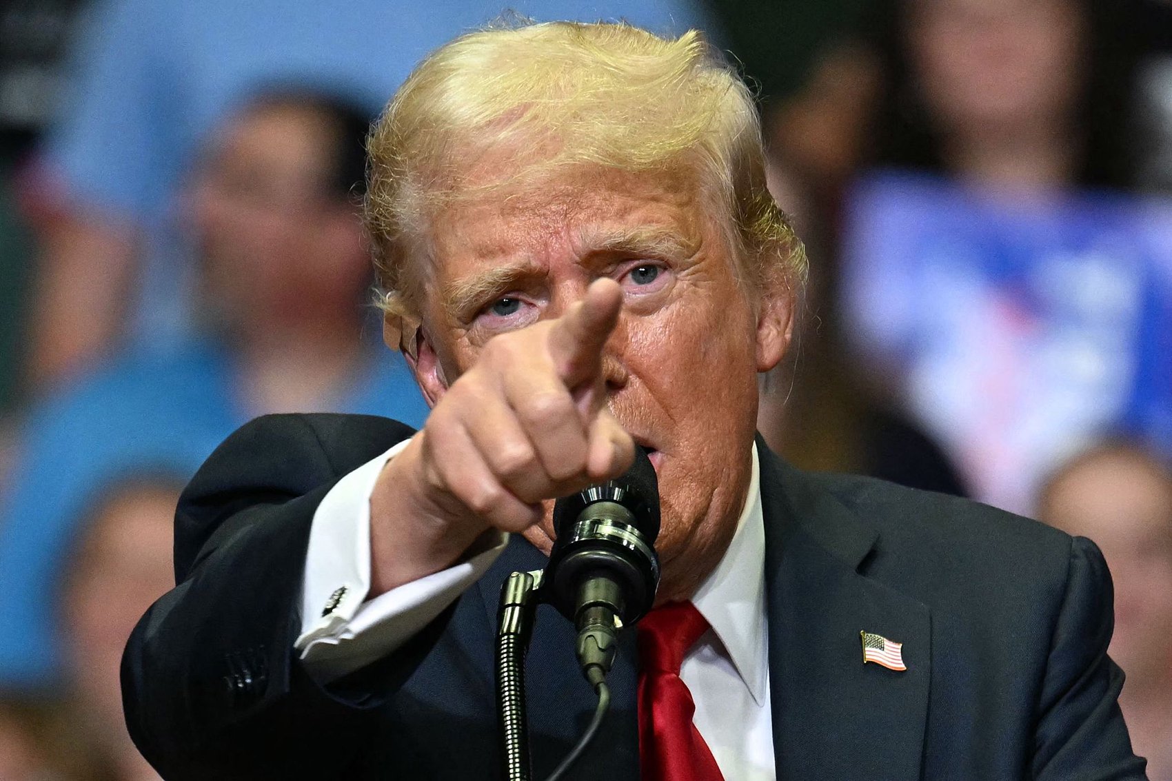 最新!美国法官维持特朗普“封口费”案定罪,判决日期定于1月10日