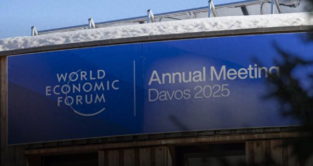 世界经济论坛2025年年会:电动汽车引领可持续发展、经济增长和技术创新