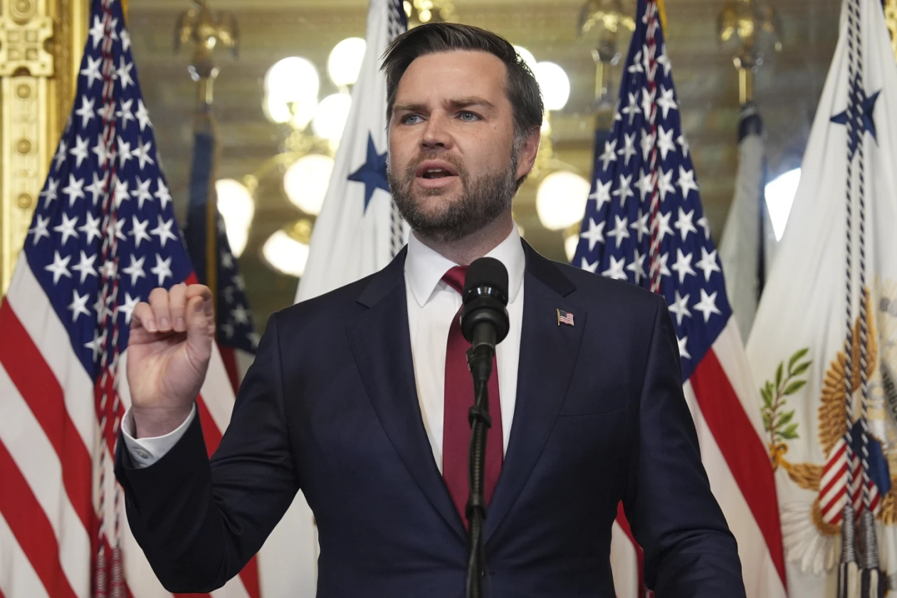 “首次”,美媒:万斯承认马斯克在推进美联邦政府裁员工作中犯了一些错误