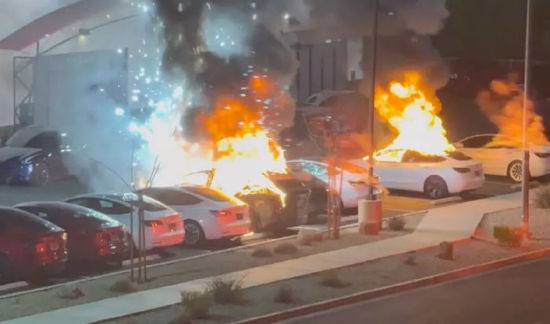 马斯克从政举动波及特斯拉:车主转投其他品牌速度达历史新高