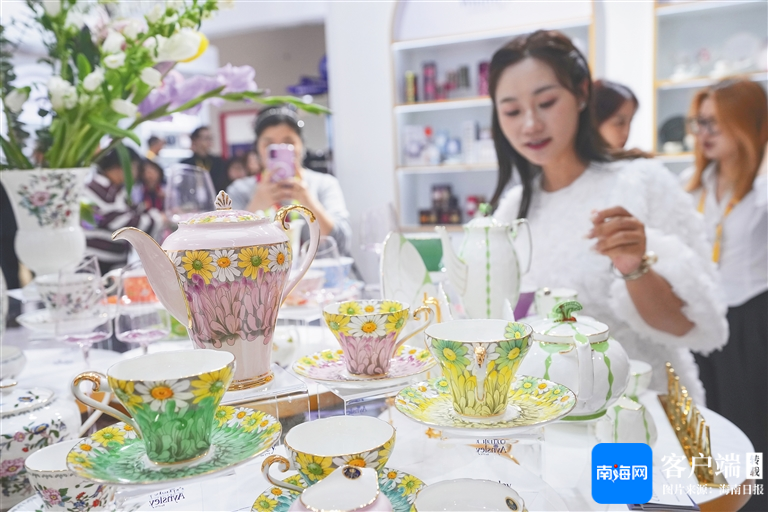 第五届消博会·使节购物车丨英国驻华大使馆代表的“种草”清单