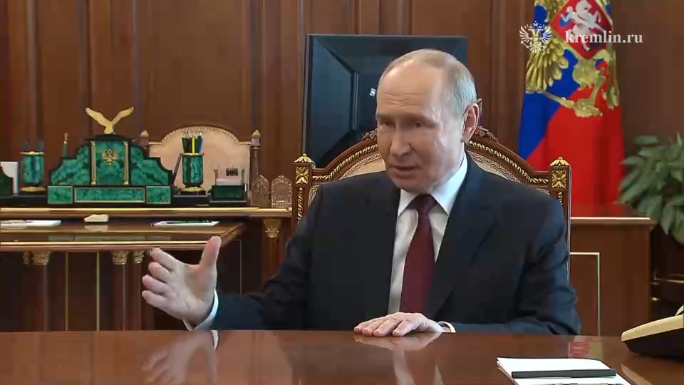 普京宣布俄军临时停火30小时