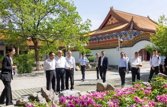 茅台集团张德芹带队考察古井集团,双方想在更高维度上实现共赢发展?