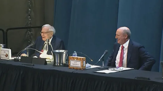 投资者发问:关税对伯克希尔来说是一把双刃剑吗?