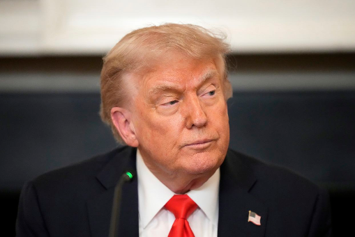 特朗普:“一段时间内”不会和马斯克说话 祝他一切顺利吧