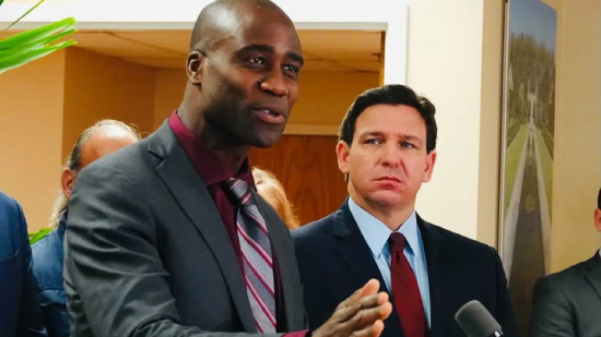 佛罗里达州将取消所有疫苗强制令