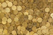 如何评估黄金市场的跌幅比例?这种评估对投资决策有何帮助? 如何评估黄金市场的跌幅比例?这种评估对投资决策有何帮助?